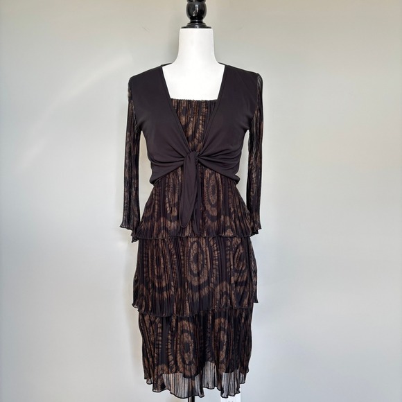 Women's Size M Dress Dark Romantic Pleated Tiered Flirty Cocktail Party Black - Picture 10 of 16
